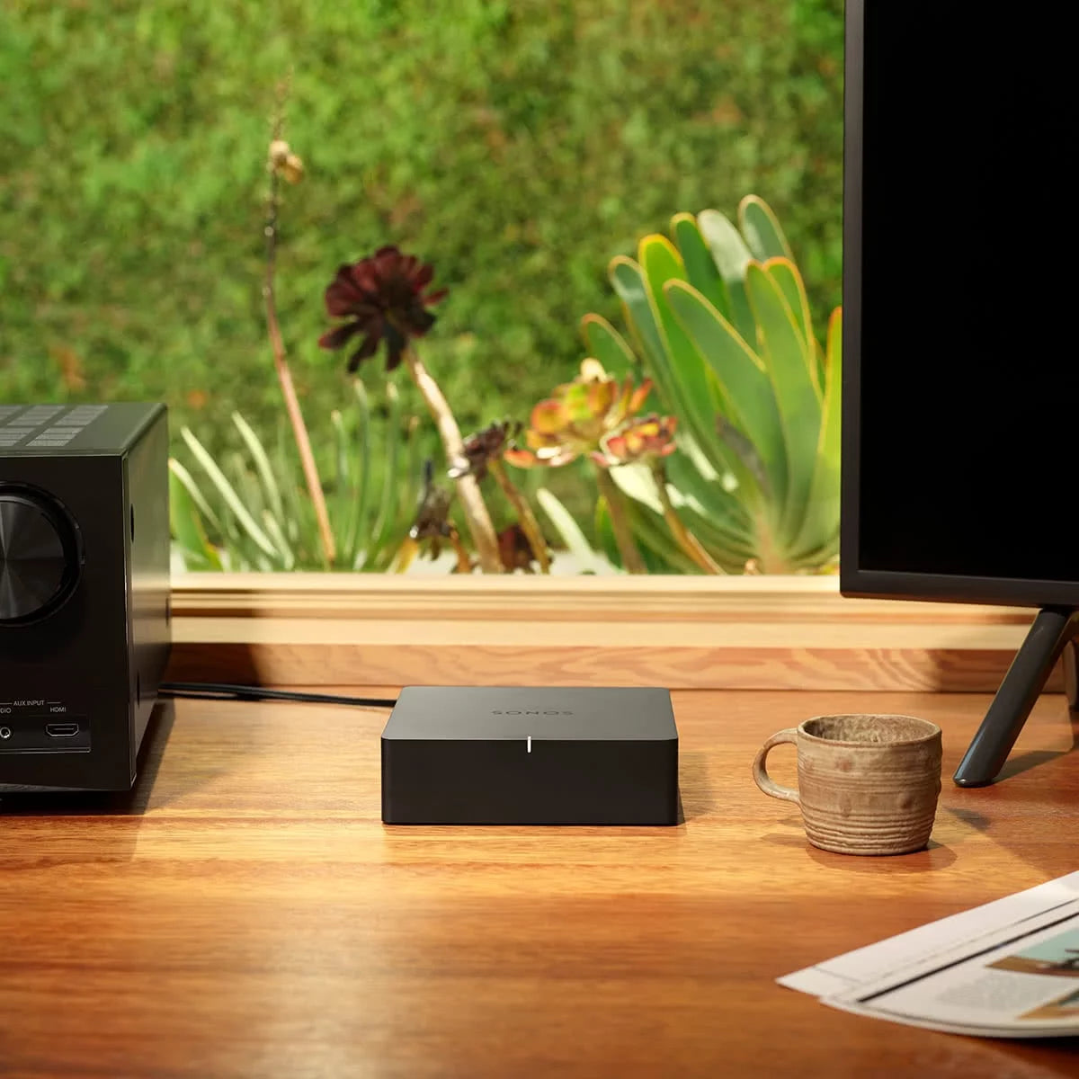 Wi-Fi Network Streamer with Built-In DAC B778