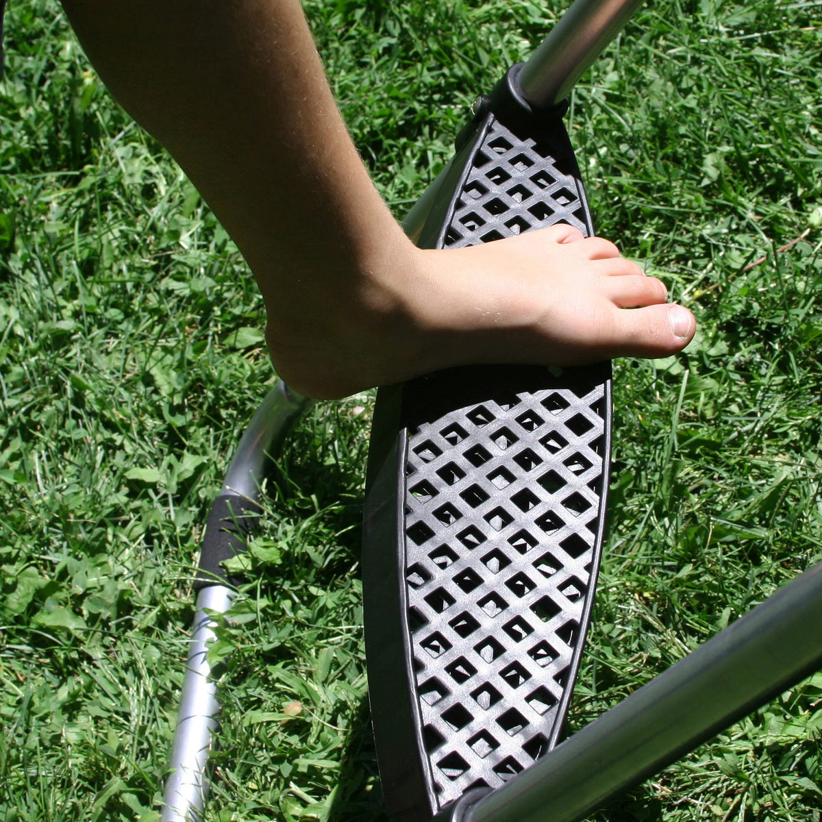 40 inch Wide-Step Trampoline Ladder with Wind Stakes O227672