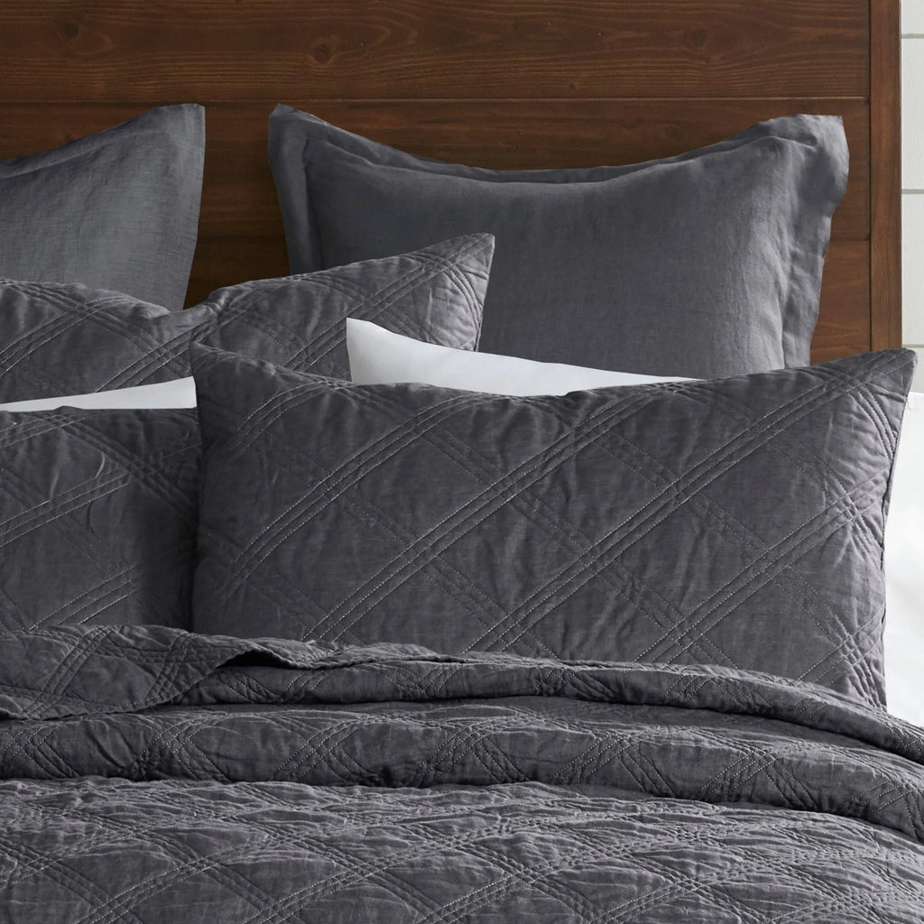 Charcoal Washed Linen Quilt King H5566