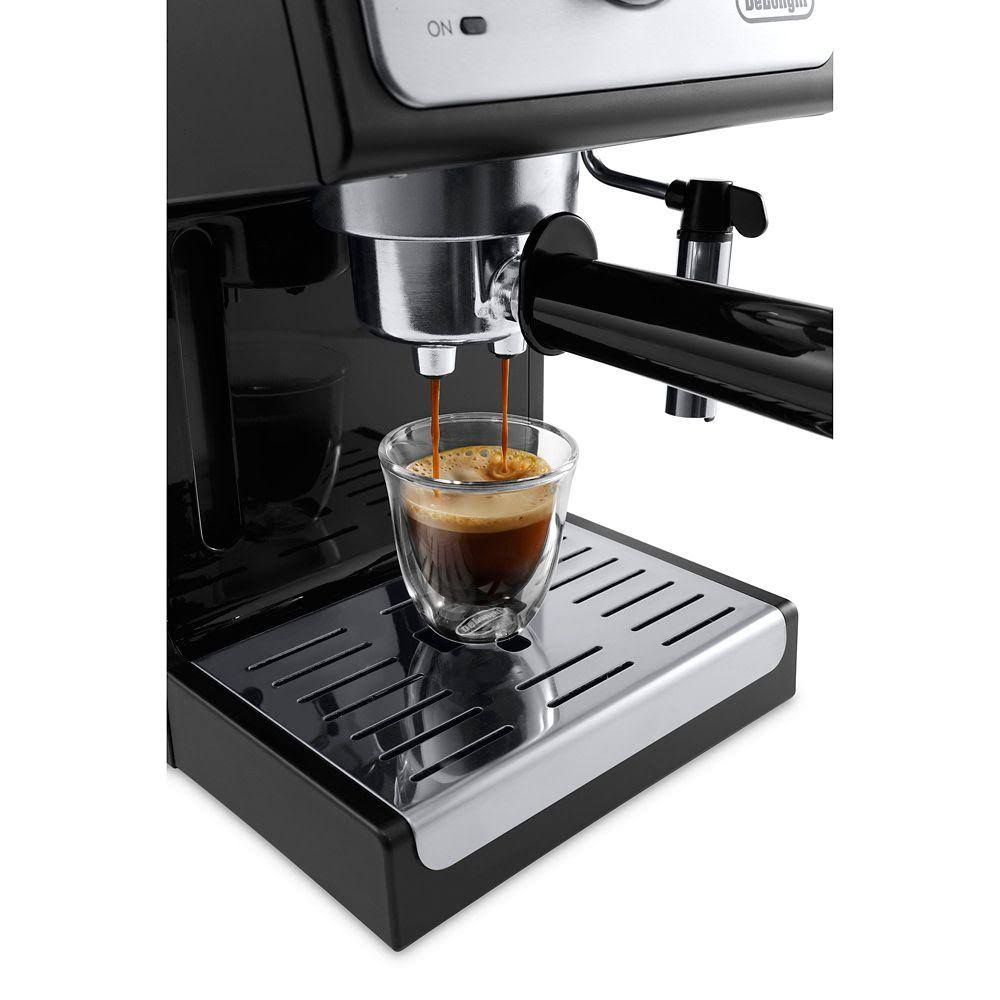 Black Espresso Cappuccino Maker O51784