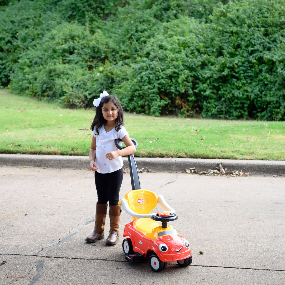 Red 3 in 1 Ride on Car T8692