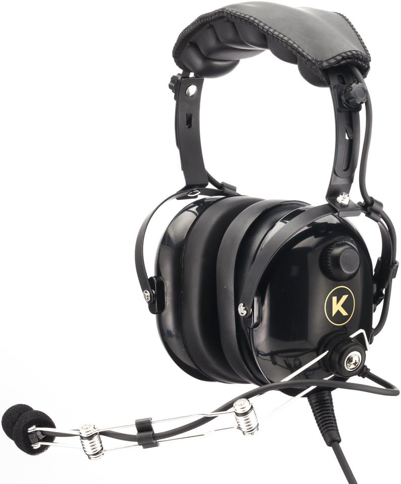 General Aviation Headset with Noise Canceling Microphone P66154