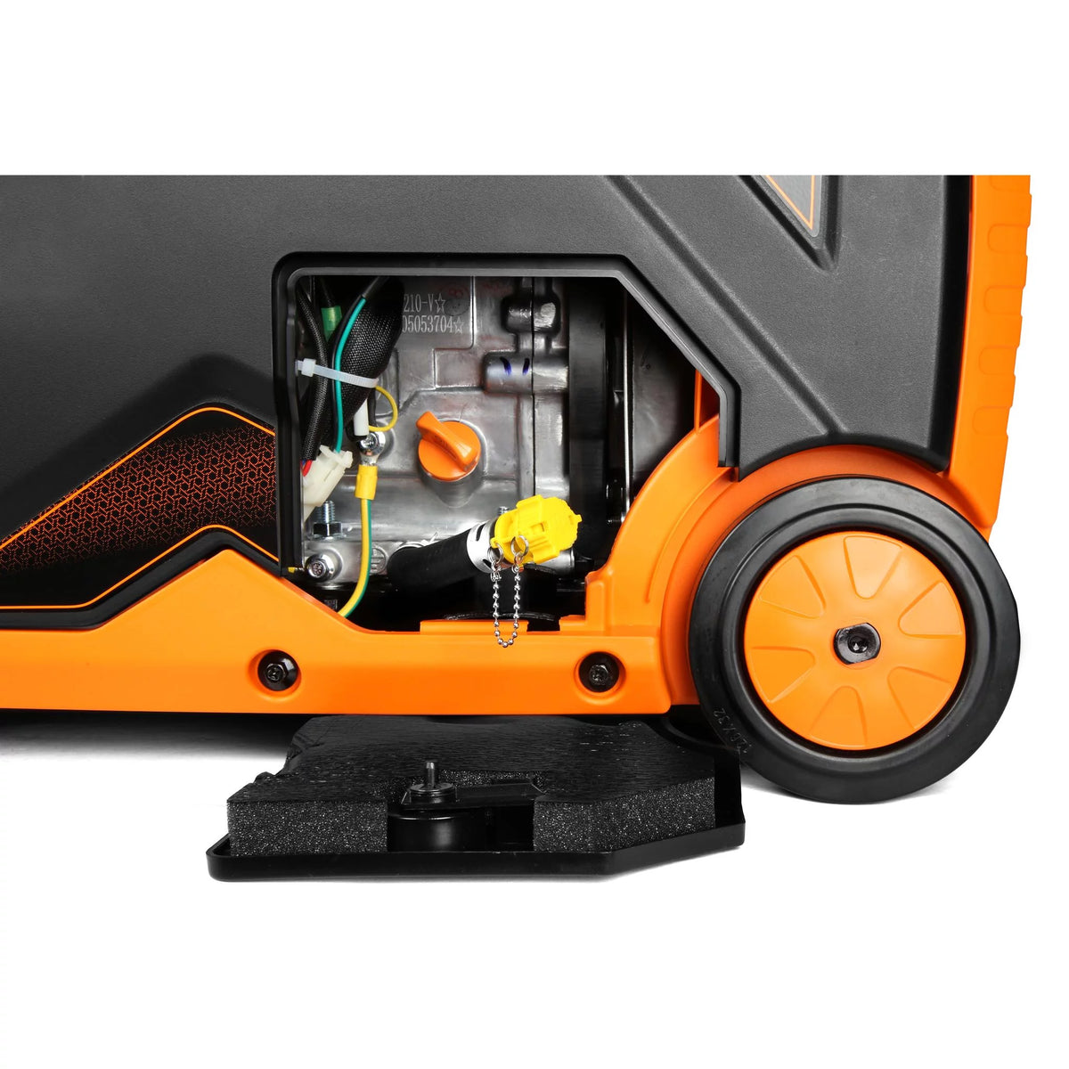 4500-Watt Portable Inverter Generator with Fuel Shut-Off R606