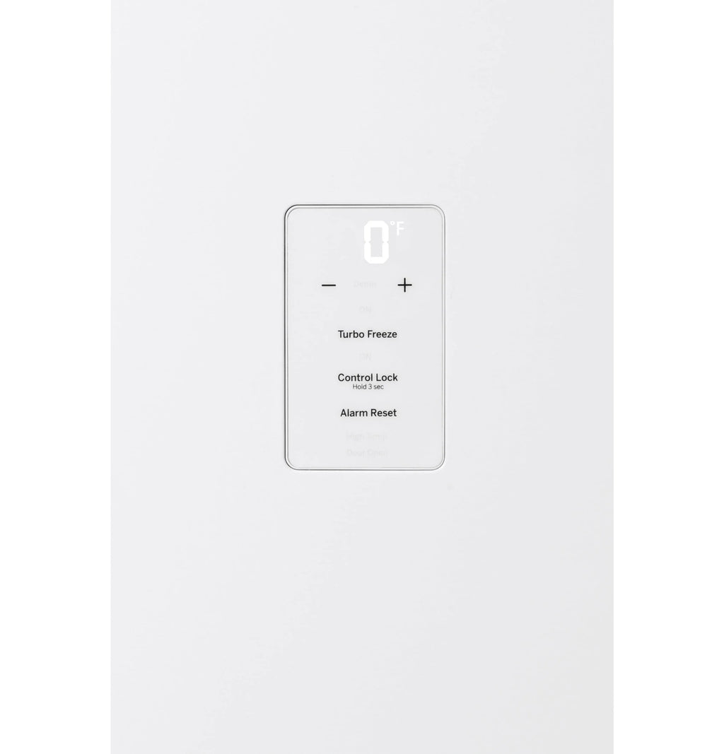 White Upright Freezer E770052
