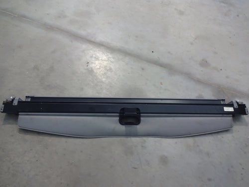 2006 BMW X3 Grey Retractable Cargo Cover I303