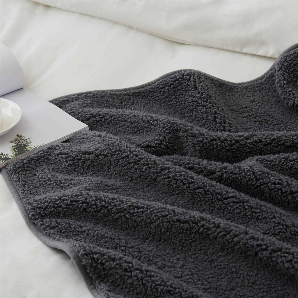 Grey Sherpa Waterproof Leakproof Dog Blanket P6297