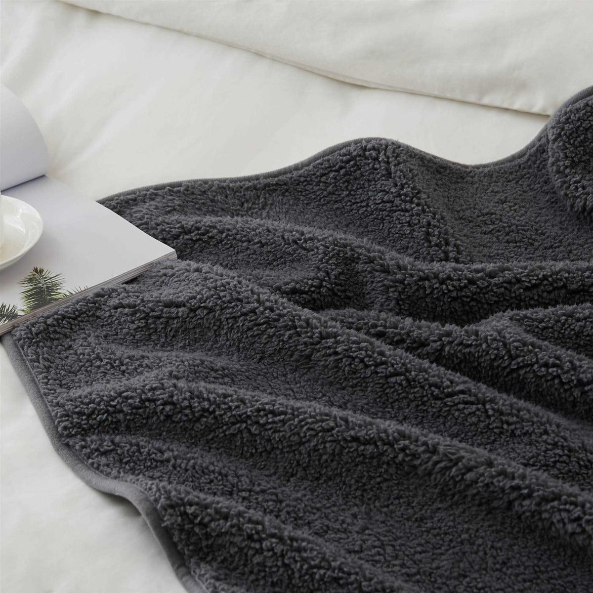 Grey Sherpa Waterproof Leakproof Dog Blanket P6297