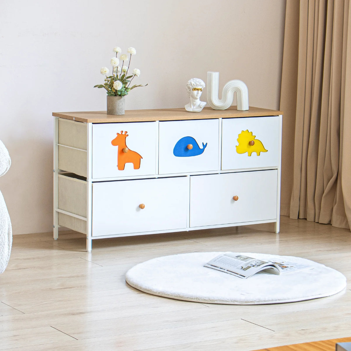 White 5 Drawer Dresser X184
