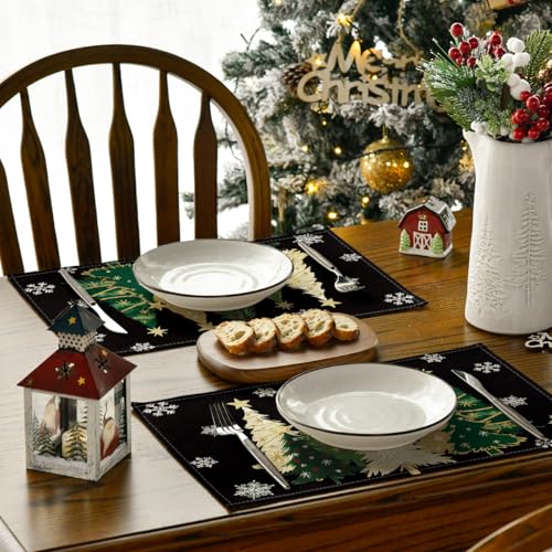 Red Christmas Placemats Set of 4 J4132